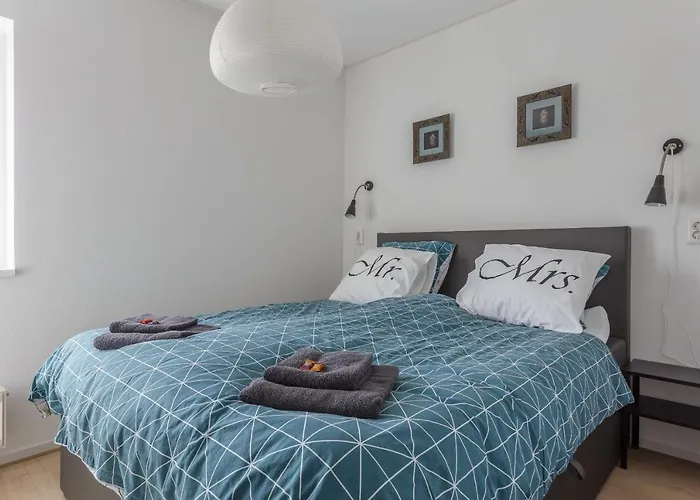 לינה וארוחת בוקר Hulleste