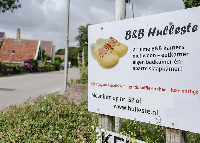 Hulleste Oda ve Kahvaltı 3*